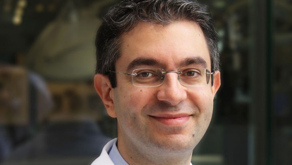 The Doctors that Dare to Return to Greece